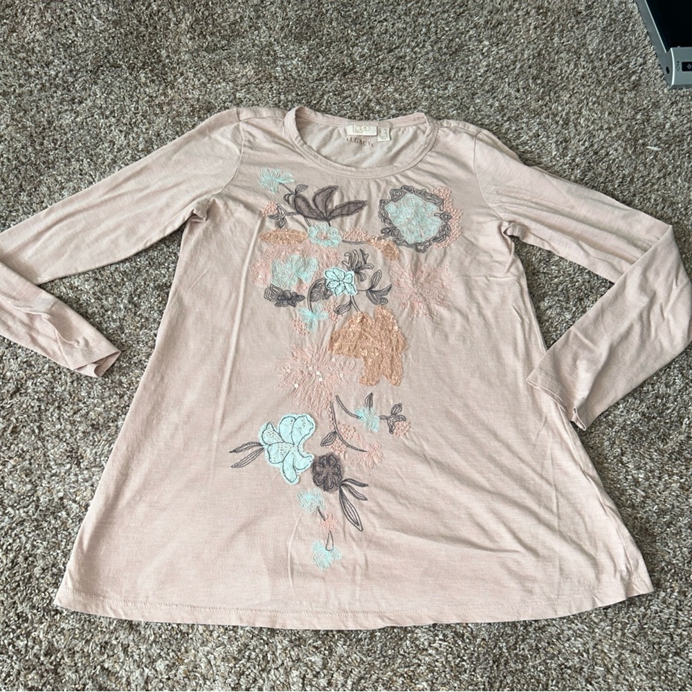 LOGO Lavish Legacy Soft Pink Floral Embroidered Long Sleeve Top Sz XS